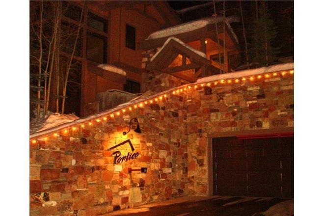 Portico Villa Park City Exterior photo